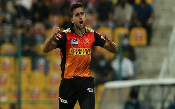 Umran Malik of Sunrisers Hyderabad celebrates the wicket of KS Bharat of Royal Challengers Bangalore during match 52 of the Vivo Indian Premier League between the Royal Challengers Bangalore and the Sunrisers Hyderabad held at the Sheikh Zayed Stadium, Abu Dhabi in the United Arab Emirates on the 6th October 2021

Photo by Vipin Pawar / Sportzpics for IPL