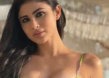 Mouni-Roy-3