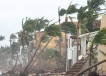 e21cc95496ecc46cacc5dc83a0609ffd30-hurricane-ian