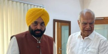 punjab-governor-banwari-lal-purohit-and-chief-minister-bhagwant-mann