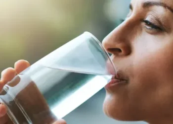 drink water
