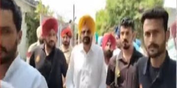 sidhu moosewala father