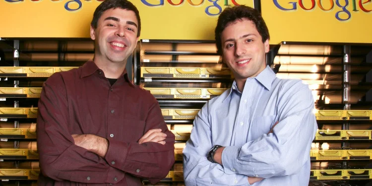 ਗੂਗਲ ਦੀ ਸ਼ੁਰੂਆਤ 1998 ਵਿੱਚ Larry Page ਅਤੇ Sergey Brin ਵਲੋਂ ਕੀਤੀ ਗਈ ਸੀ। Google Alphabet Inc ਦੀ ਮਲਕੀਅਤ ਹੈ। ਕੰਪਨੀ ਨੇ 2004 ਵਿੱਚ ਆਪਣਾ IPO ਲਿਆਂਦਾ, ਜਿਸਦੀ ਕੀਮਤ $85 ਸੀ।