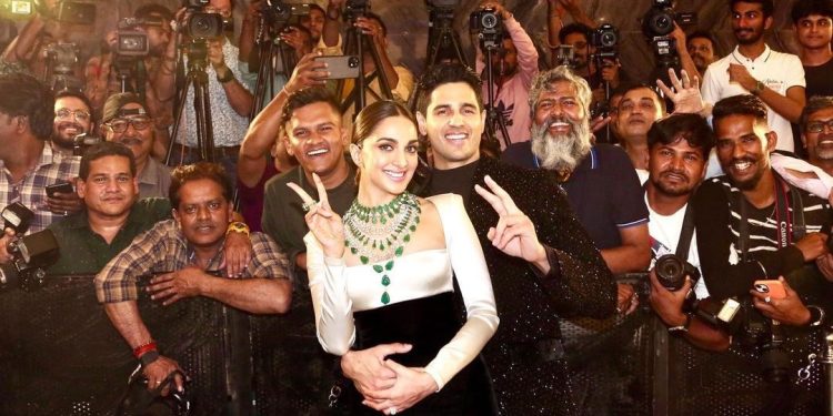 Siddharth Malhotra -Kiara Advani ਦੀ ਵੈਡਿੰਗ ਰਿਸੈਪਸ਼ਨ 'ਚ ਟਵਿਨਿੰਗ ਨੇ ਲੁੱਟੀ ਮਹਫਿਲ