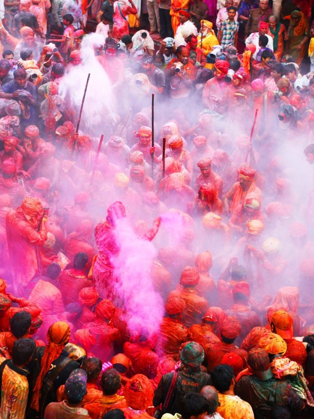 Barsana_Holi_Festival