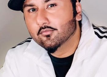 yo-yo-honey-singh-manhandled-by-a-group-during-live-show-fir-lodged-001