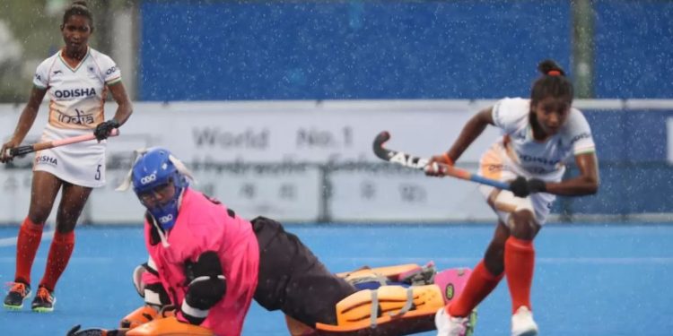 Women's Junior Hockey Asia Cup 2023: ਜਾਪਾਨ ਵਿੱਚ ਖੇਡੇ ਜਾ ਰਹੇ ਮਹਿਲਾ ਜੂਨੀਅਰ ਏਸ਼ੀਆ ਕੱਪ 2023 ਵਿੱਚ ਭਾਰਤੀ ਟੀਮ ਦਾ ਸ਼ਾਨਦਾਰ ਪ੍ਰਦਰਸ਼ਨ ਜਾਰੀ ਹੈ। ਟੀਮ ਨੇ ਵੀਰਵਾਰ ਨੂੰ ਇੱਥੇ ਆਪਣੇ ਆਖਰੀ ਪੂਲ ਮੈਚ ਵਿੱਚ ਚੀਨੀ ਤਾਈਪੇ ਨੂੰ 11-0 ਨਾਲ ਹਰਾ ਕੇ ਮਹਿਲਾ ਜੂਨੀਅਰ ਏਸ਼ੀਆ ਕੱਪ 2023 ਦੇ ਸੈਮੀਫਾਈਨਲ ਵਿੱਚ ਪ੍ਰਵੇਸ਼ ਕੀਤਾ।