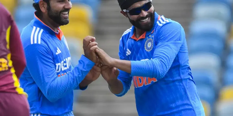 Kuldeep Yadav and Ravindra Jadeja World Record: ਟੀਮ ਇੰਡੀਆ ਦੇ ਖ਼ਤਰਨਾਕ ਸਪਿਨਰ ਰਵਿੰਦਰ ਜਡੇਜਾ ਅਤੇ ਕੁਲਦੀਪ ਯਾਦਵ ਨੇ ਵਨਡੇ ਕ੍ਰਿਕਟ 'ਚ ਇਤਿਹਾਸ ਰਚ ਦਿੱਤਾ ਹੈ। ਰਵਿੰਦਰ ਜਡੇਜਾ ਅਤੇ ਕੁਲਦੀਪ ਯਾਦਵ ਨੇ ਵੀਰਵਾਰ ਨੂੰ ਬ੍ਰਿਜਟਾਊਨ 'ਚ ਵੈਸਟਇੰਡੀਜ਼ ਖਿਲਾਫ ਪਹਿਲੇ ਵਨਡੇ 'ਚ ਕਮਾਲ ਗੇਂਦਬਾਜ਼ੀ ਕਰਕੇ ਵਿਸ਼ਵ ਰਿਕਾਰਡ ਬਣਾਇਆ ਹੈ।