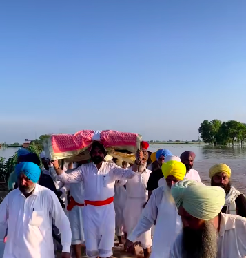 ਉਨ੍ਹਾਂ ਲੋਕਾਂ ਦੇ ਸਹਿਯੋਗ ਸਕਦਾ ਇਹ ਬੰਨ੍ਹ ਟੁੱਟਣ ਤੋਂ ਬਚਾਇਆ ਗਿਆ। ਇਸ ਮੌਕੇ ਉਨ੍ਹਾਂ ਕਿਹਾ ਕਿ ਮੁੱਖ ਮੰਤਰੀ ਭਗਵੰਤ ਮਾਨ ਦੀ ਅਗਵਾਈ ਵਾਲੀ ਪੰਜਾਬ ਸਰਕਾਰ ਮੁਸ਼ਕਿਲ ਦੀ ਘੜੀ ਵਿੱਚ ਲੋਕਾਂ ਦੀ ਜਾਨ ਤੇ ਮਾਲ ਦੀ ਰਾਖੀ ਲਈ ਵਚਨਬੱਧ ਹੈ।