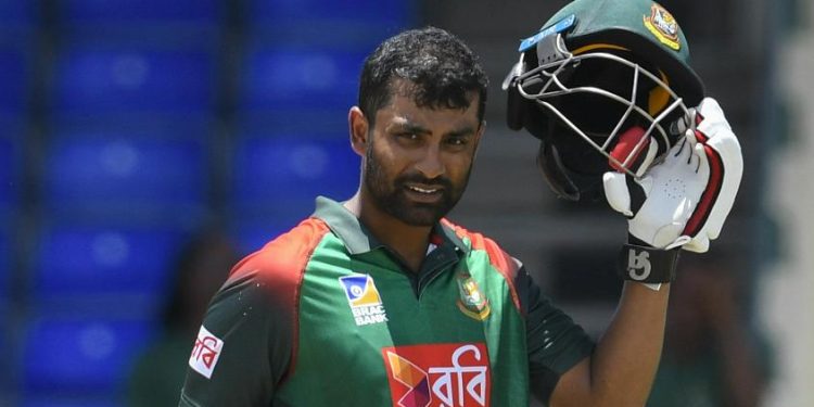 Tamim Iqbal ਨੇ ਲਿਸਟ ਏ ਕ੍ਰਿਕਟ ਦੇ 298 ਮੈਚਾਂ ਵਿੱਚ 10,785 ਦੌੜਾਂ ਬਣਾਈਆਂ ਜਦੋਂ ਕਿ ਉਸਨੇ ਪਹਿਲੀ ਸ਼੍ਰੇਣੀ ਕ੍ਰਿਕਟ ਦੇ 104 ਮੈਚਾਂ ਵਿੱਚ 7945 ਦੌੜਾਂ ਬਣਾਈਆਂ। ਸਾਲ 2007 ਵਿੱਚ, ਉਸਨੇ ਬੰਗਲਾਦੇਸ਼ ਲਈ ਅੰਤਰਰਾਸ਼ਟਰੀ ਕ੍ਰਿਕਟ ਵਿੱਚ ਆਪਣੀ ਸ਼ੁਰੂਆਤ ਕੀਤੀ ਅਤੇ ਸਾਲ 2023 ਵਿੱਚ, ਉਸਨੇ ਇਸ ਟੀਮ ਲਈ ਆਪਣਾ ਆਖਰੀ ਮੈਚ ਖੇਡਿਆ।