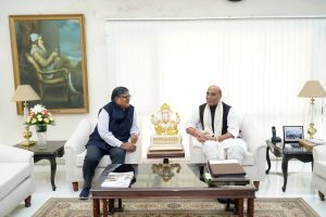 gulabchand kataria welcomes rajnath