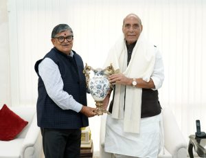 gulabchand kataria welcomes rajnath