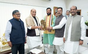 gulabchand kataria welcomes rajnath